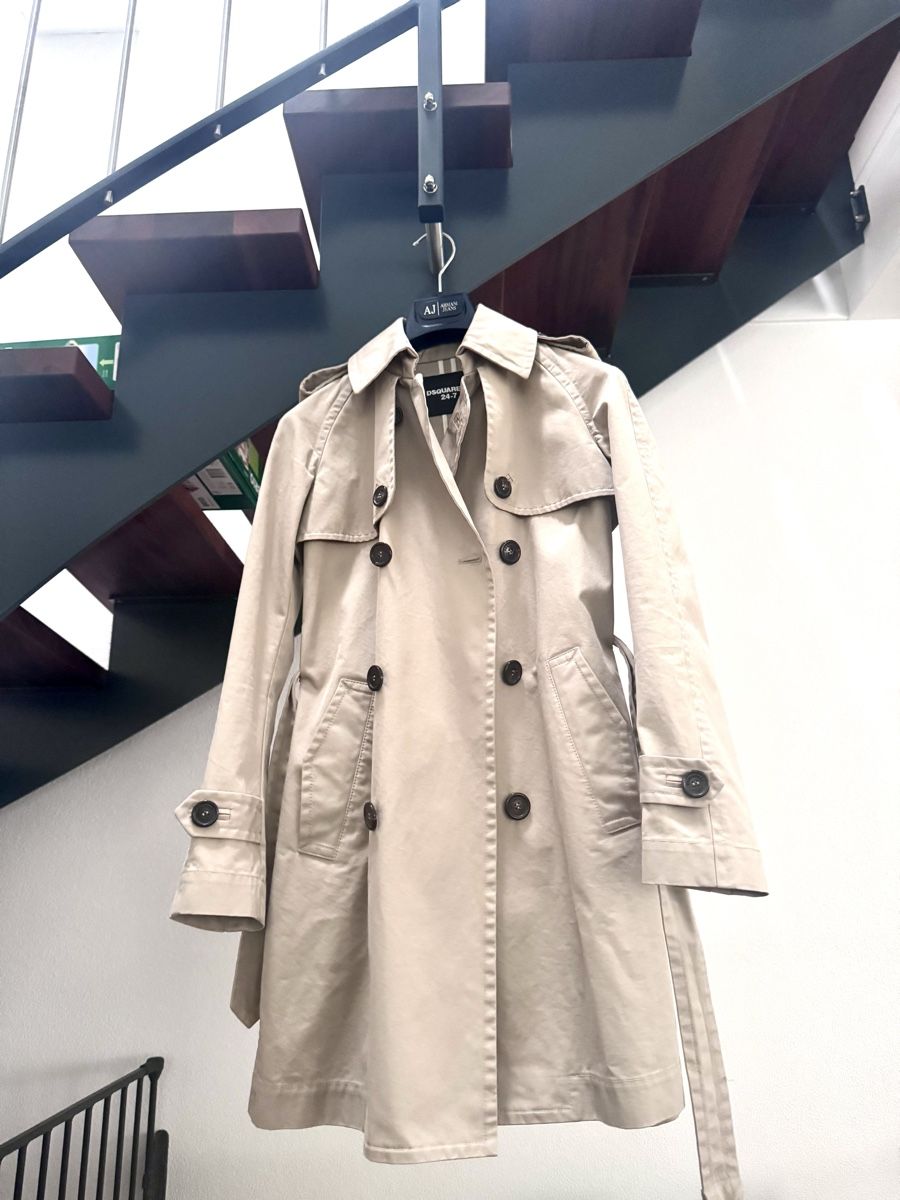 Dsquared2 Cappotti: DSQUARED2 Trenchcoat – Nuovo (secondo la descrizione) da Luzern venduto da raquel.m 4