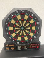 Elektronische Dartscheibe mit umfangreichem Dart-Zubehör