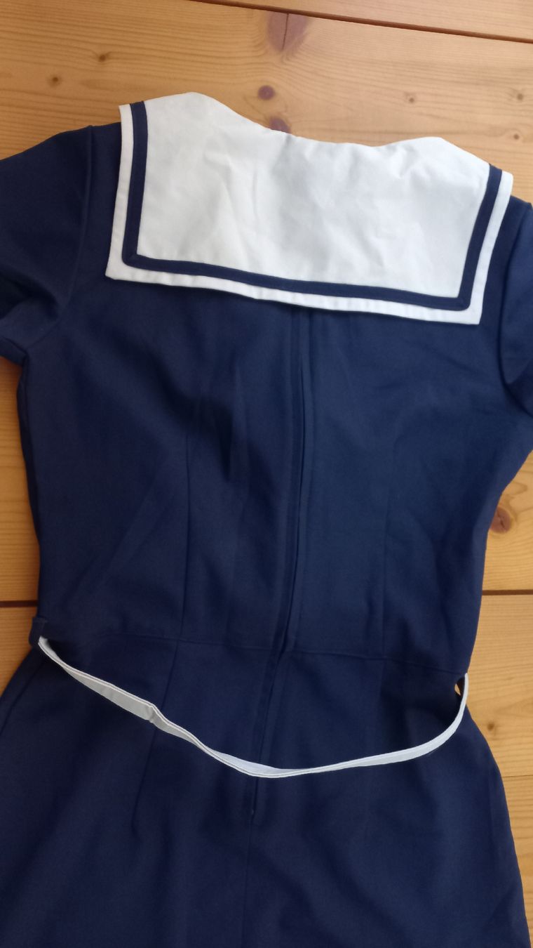 Robes: hellbunny matrosenkleid (s) – Neuf (Voir description) à Buus par ZinaidaR 2