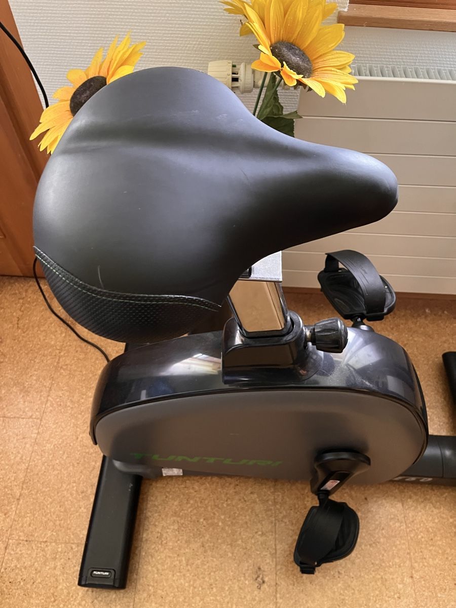 Tunturi Hometrainer: Tunturi Ergometer E60, Velo, Heimtrainer, NP: 889.-- – Gebraucht aus Niederhünigen von Auschra 2
