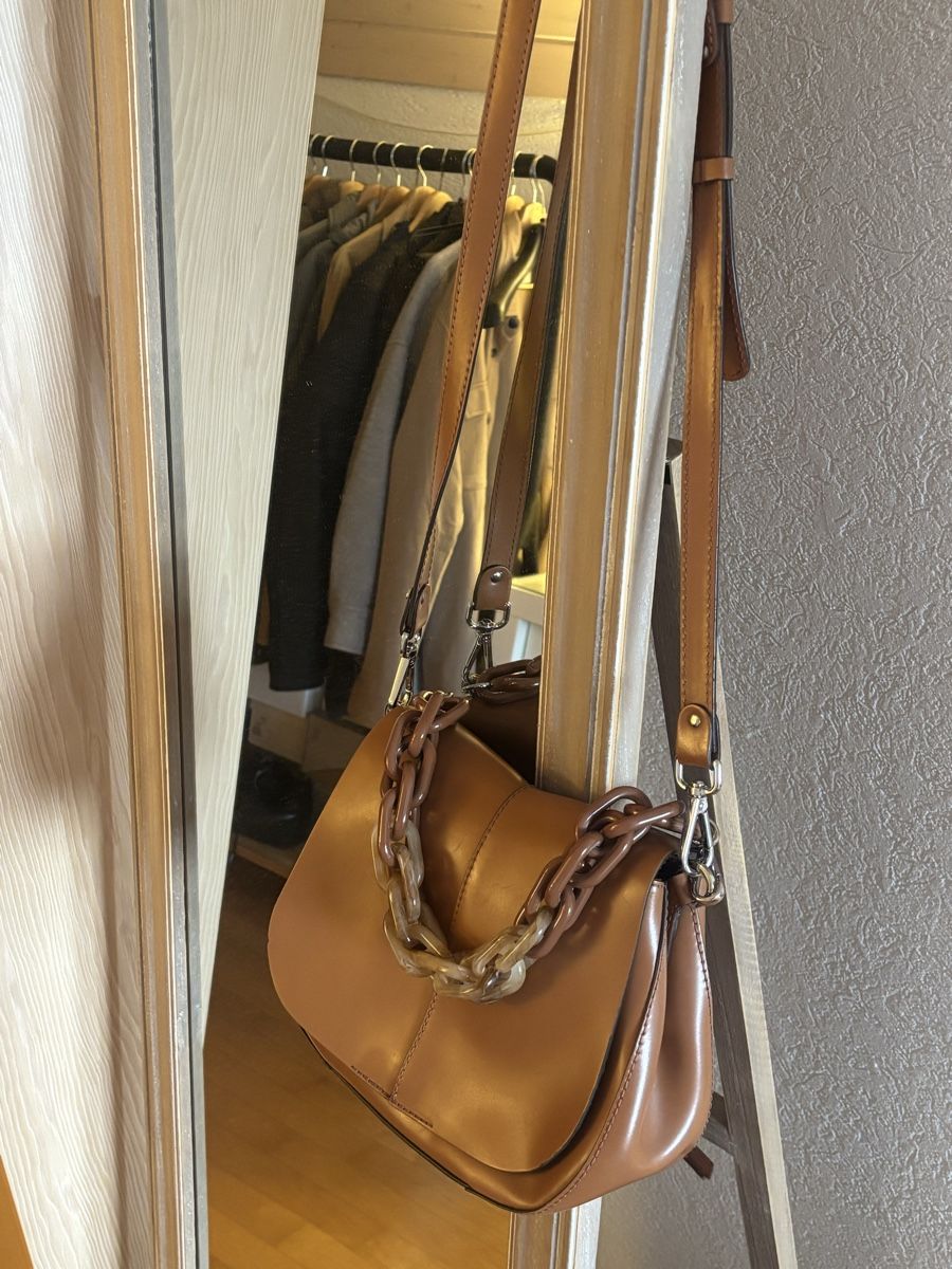 Gianni Chiarini Sacs femmes: Sac Gianni Chiarini – D'occasion à Vuadens par zazabelle75 1