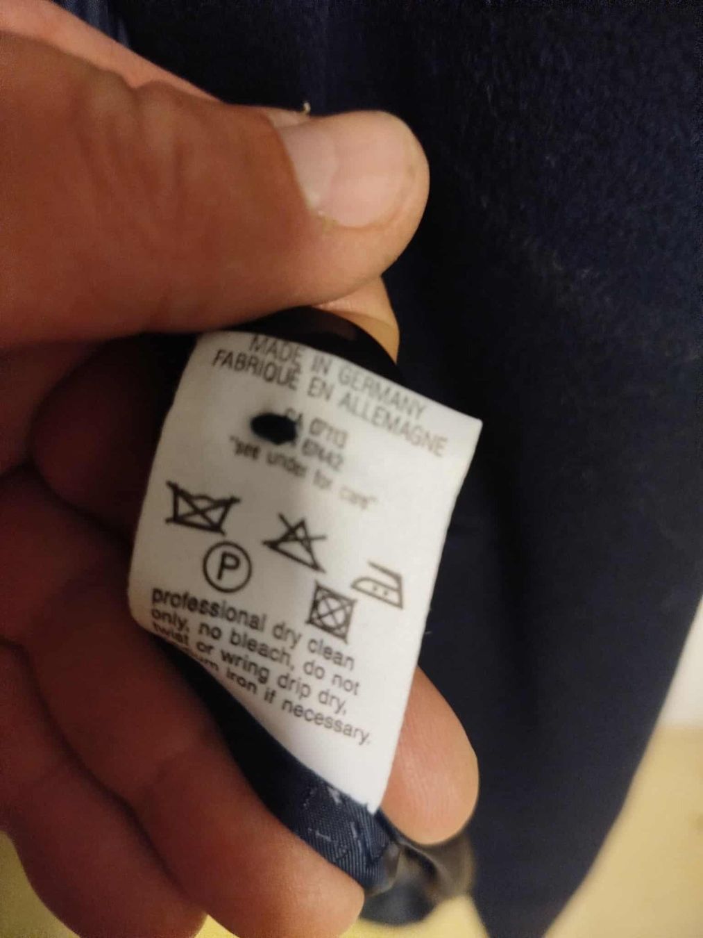 Cappotti: Manteau KARL LAGERFELD – Usato da La Chaux-de-Fonds venduto da Emmaus2300CDF 5