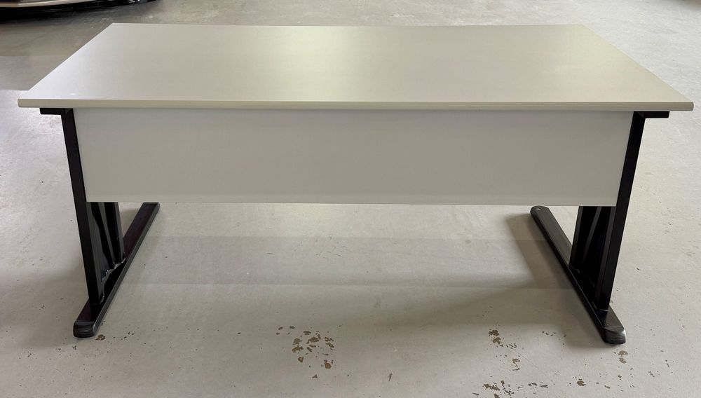 Scrivanie: Bürotisch – Usato da Trimbach venduto da Immofritz 1