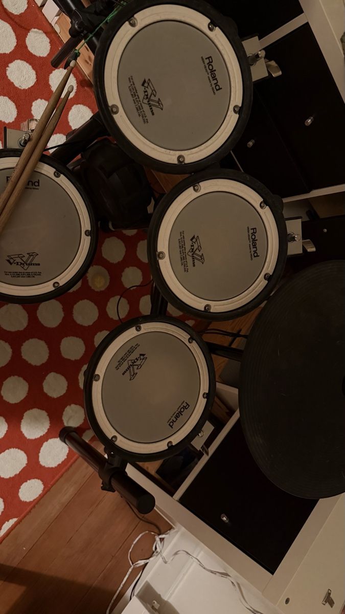 Roland Strumenti musicali: Roland TD-11 E-Drum – Usato da Zürich venduto da sockelismer 4