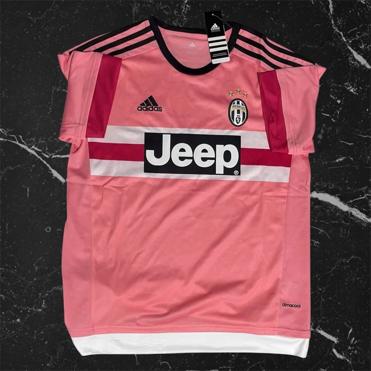 Juventus Maillots de corps & Pantalons: Juventus Dybala Trikot Grösse L – Neuf (Voir description) à Frenkendorf par a_1999