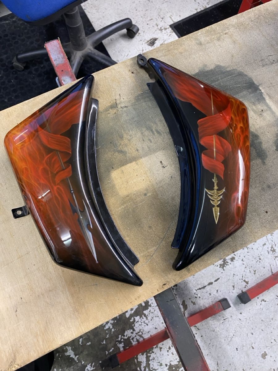 Suzuki Tutti i ricambio per moto: Suzuki VS750 GLP Lacksatz Airbrush – Usato da Zürich venduto da alt-eisen 3