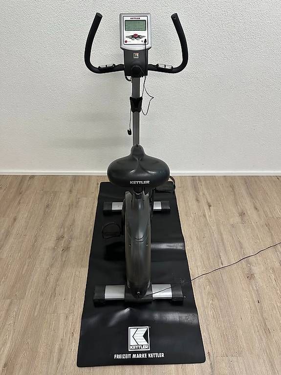 Kettler Hometrainer: Kettler Golf Pro Heimtrainer Ergometer mit Matte – Usato da Obernau venduto da Arche_Noah_Brocki 4