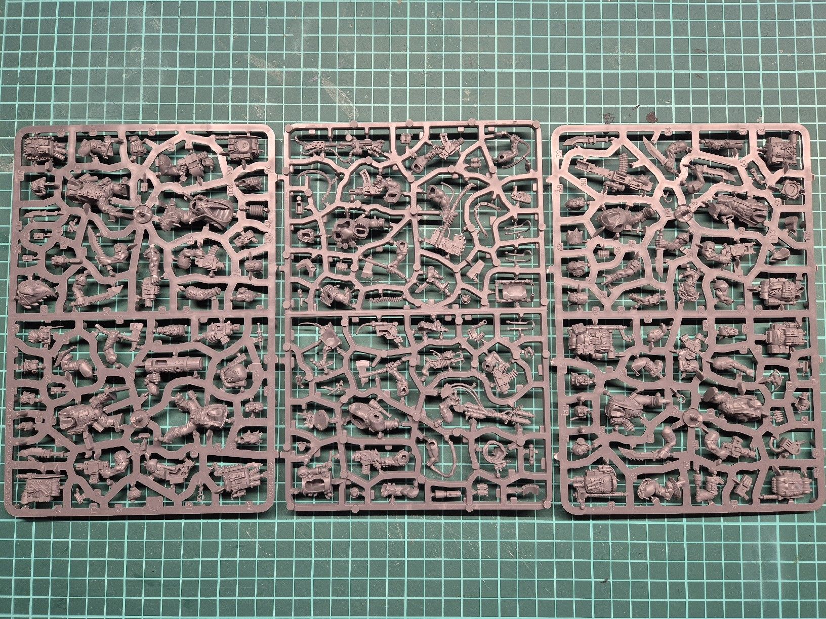 Kit di modellismo & Modellini statici: Warhammer 40k - Ork Kommandos (Kill Team) – Nuovo (secondo la descrizione) da Zug venduto da toetoe79 2