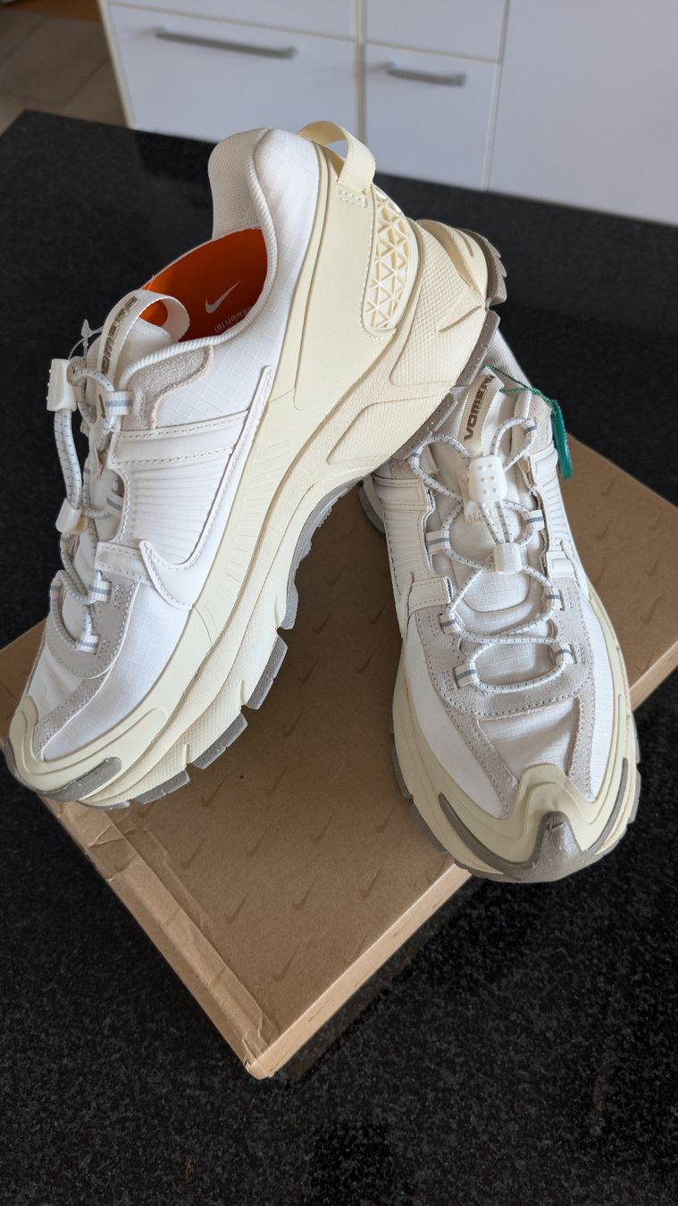 Nike Scarpe da uomo: Nike Zoom Vomero Roam 42.5 – Nuovo e nell'imballaggio originale da Rümlang venduto da Pascal_Gut 5