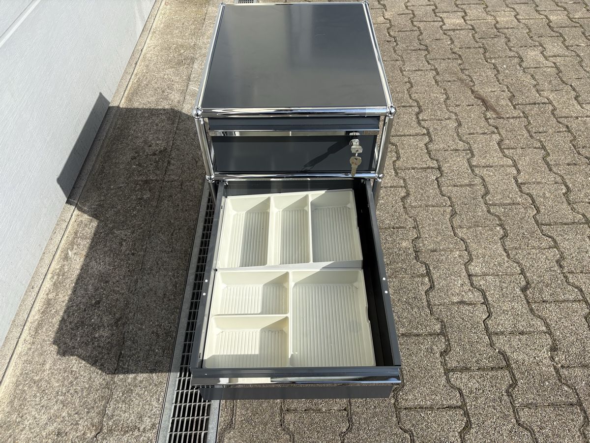 USM Banconi: USM Haller Rollcontainer Anthrazit – Usato da Sisseln AG venduto da art-dragoon 2