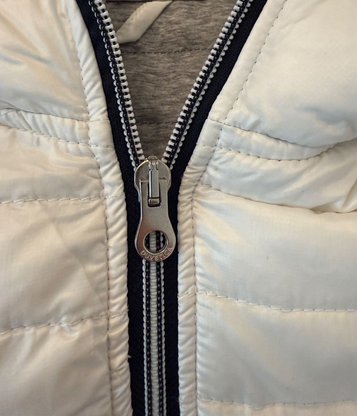Duvetica Giacche: Duvetica lightweight white down jacket - Size M- New! – Nuovo (secondo la descrizione) da Zürich venduto da Vera_Ma 7