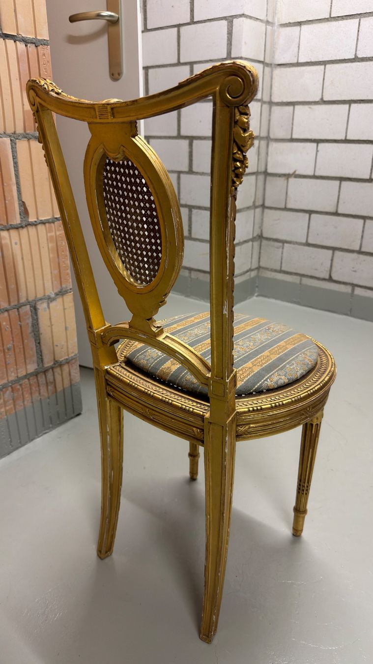 Sofas: Couch und Stuhl – Gebraucht aus Buchs AG von vts_474 4