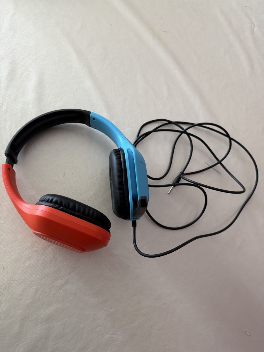Cuffie: Casque gaming  – Usato da La Chaux-de-Fonds venduto da CGL_watches16y 2