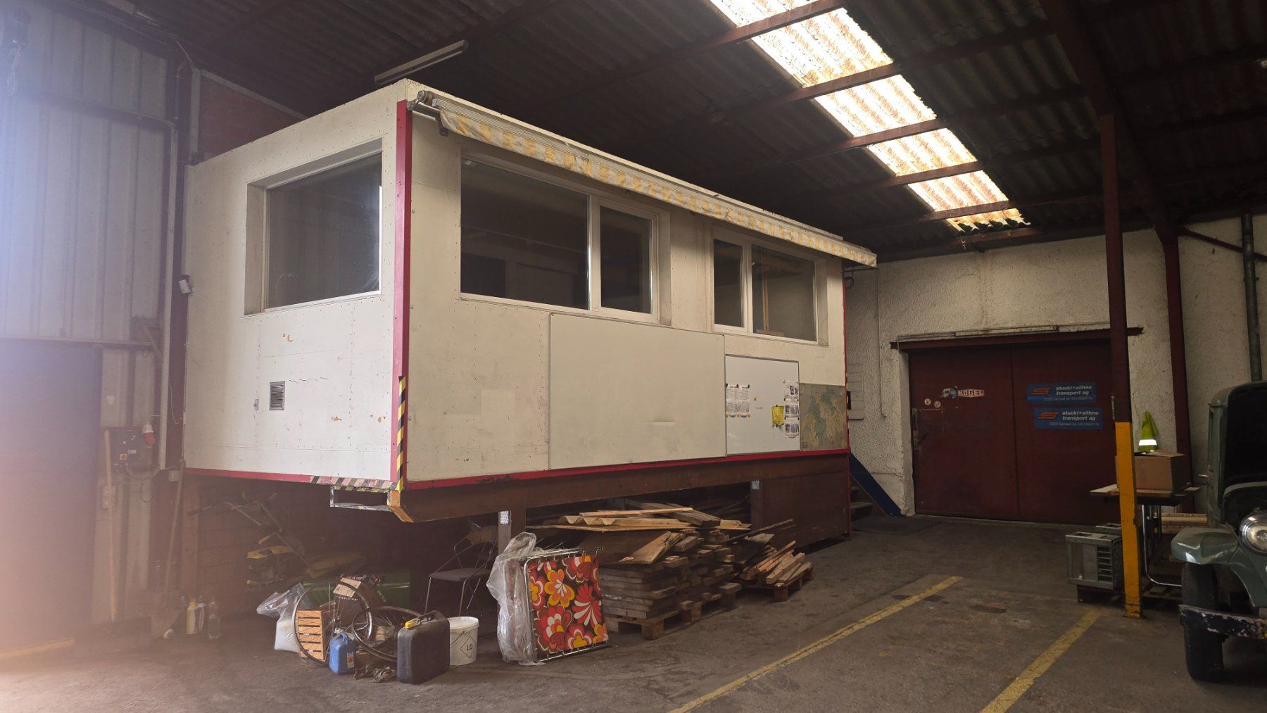 Baucontainer: Bürocontainer – Gebraucht aus Bäriswil BE von aki_77w9 1