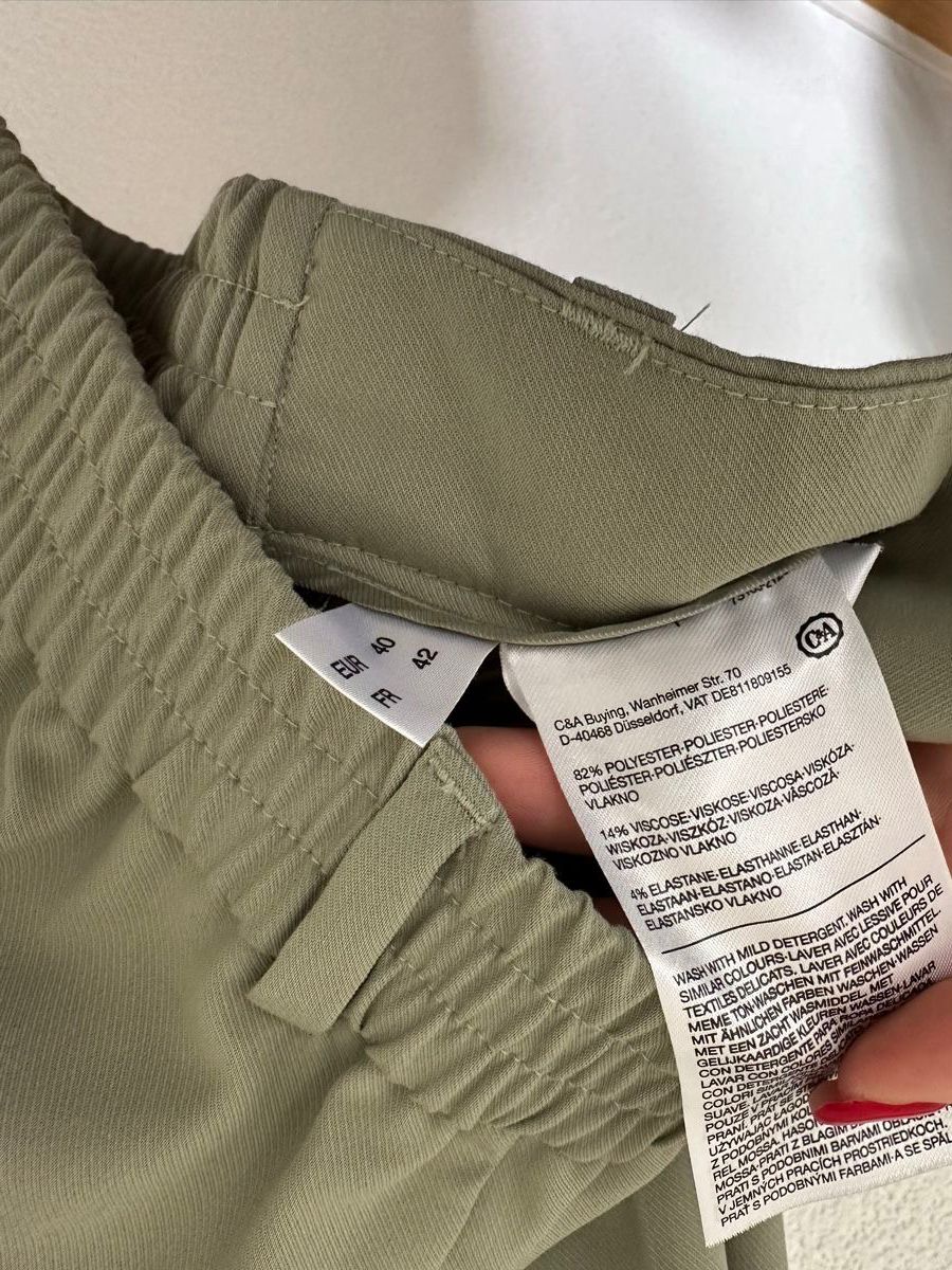 Hosen: Stoffhose Damen Grösse 40 - NEU – Neu und originalverpackt aus Bülach von leide_29 2
