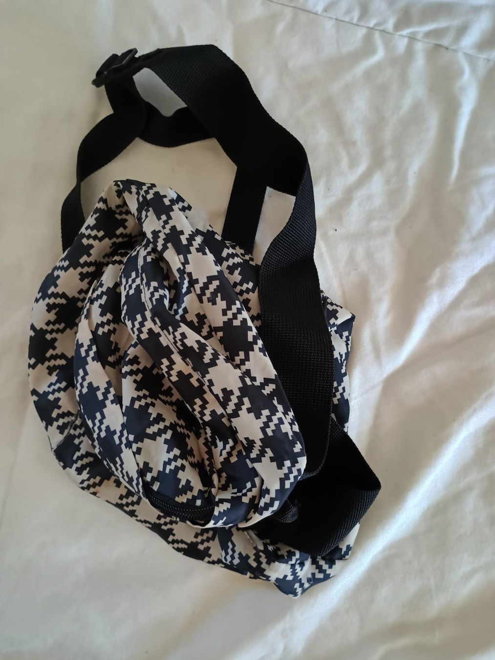Zaini: Faltrucksack – Usato da Zürich venduto da Averandomage 2