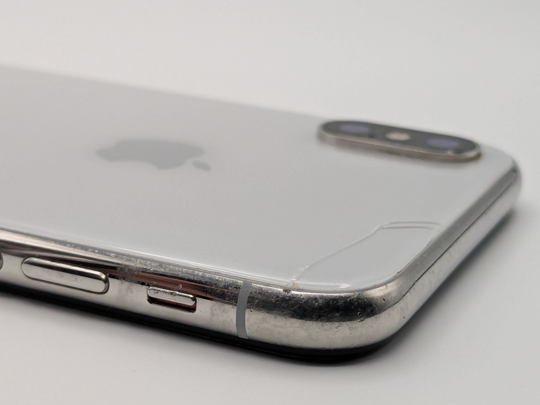 Apple Telefoni cellulari / Smartphones: Apple iPhone X 256GB White - Good Condition – Usato da Grenchen venduto da gabifp 3