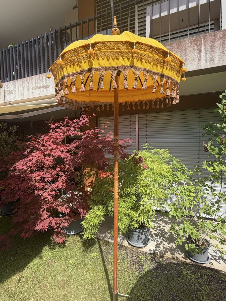 Ombrelloni: Sonnenschirm aus Bali – Usato da Fällanden venduto da Caramel7 1