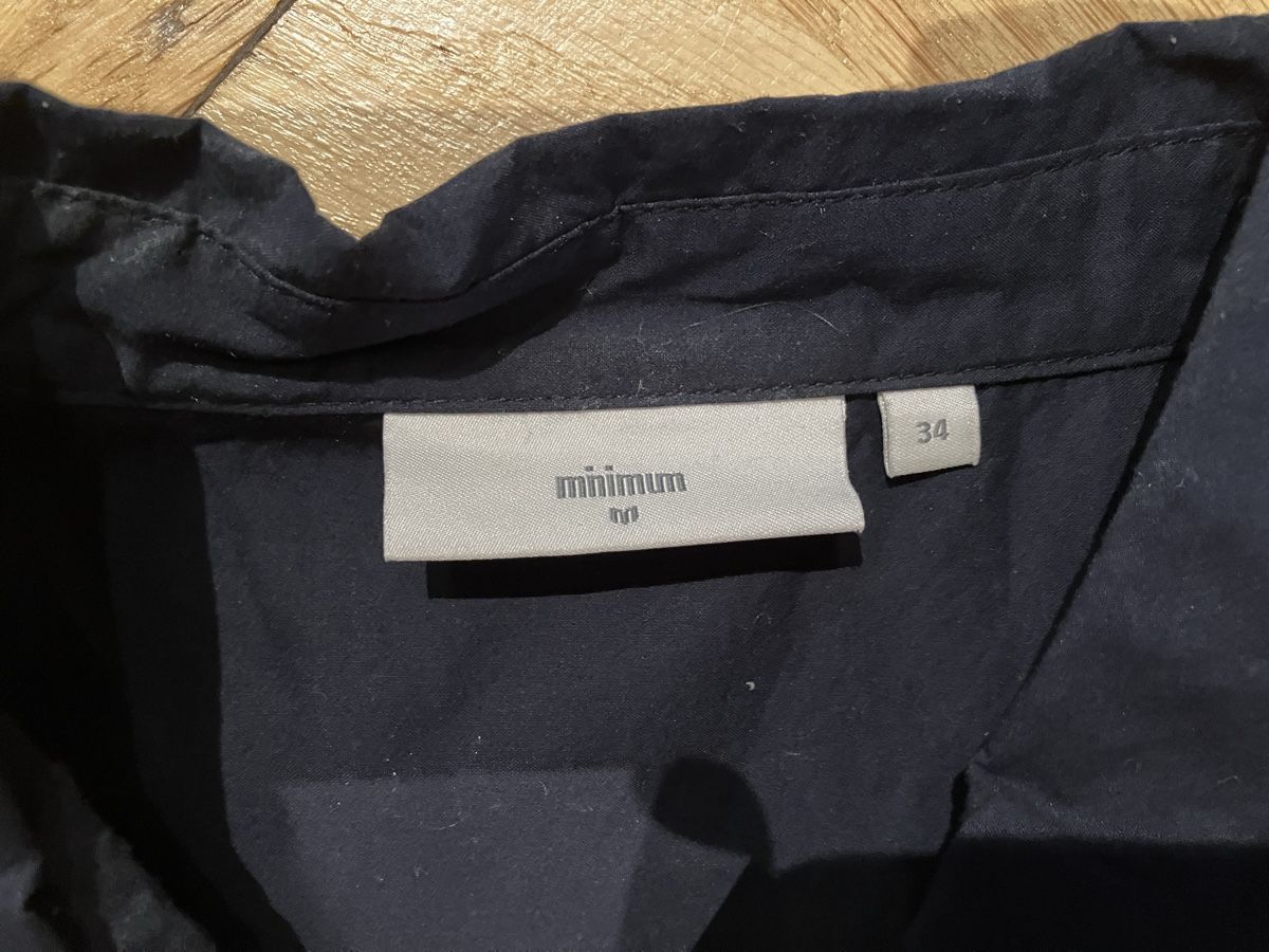 Camicette: Blaue lange Hemdbluse S von minimum – Nuovo (secondo la descrizione) da Zürich venduto da ysk_xn8c 1