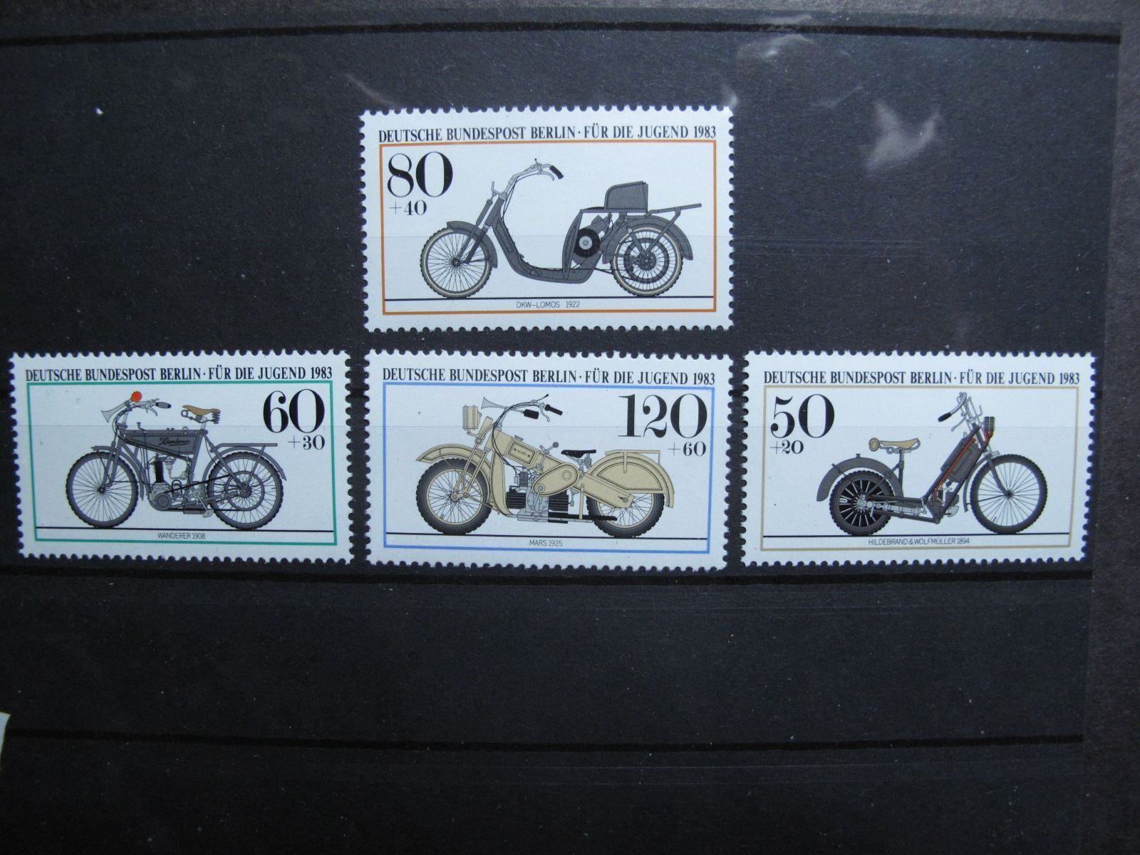 Tutti i francobolli: Berlin 1983 Historische Motorräder ** – Usato da Wil SG venduto da fva01