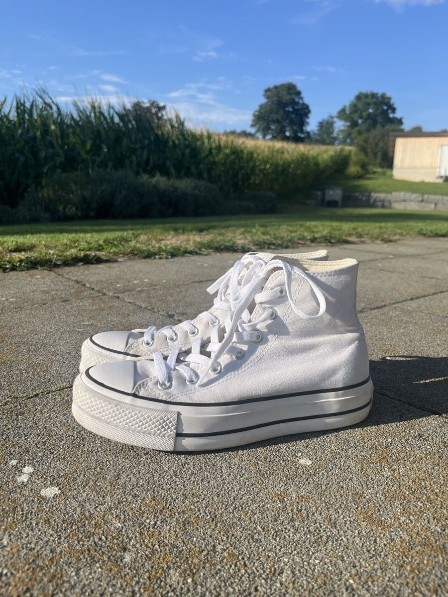 Scarpe da uomo: Converse Chuck Taylor All Star Gr. 39 – Usato da Sempach venduto da booksterxo