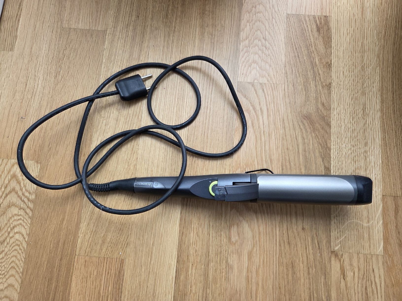 Remington Fers à boucler & lisser: Lockenstab 4cm Durchmesser – D'occasion à Kriens par ..stx..
