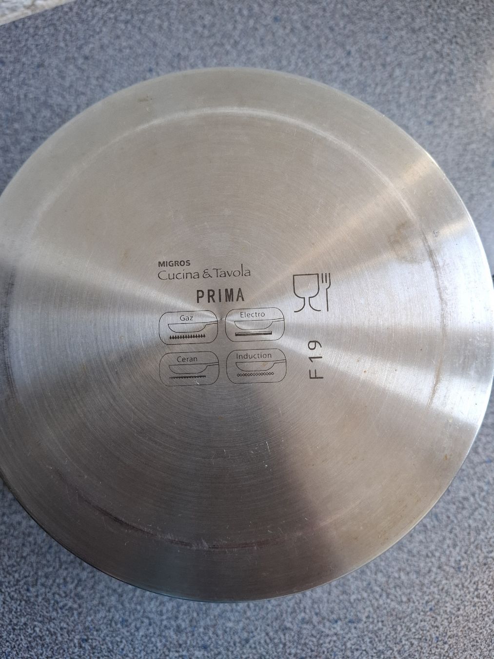 Migros Padelle: Topf mit Glasdeckel Migros Prima 14cm Durchmesser – Usato da Bern venduto da Madagaskarpalme 2