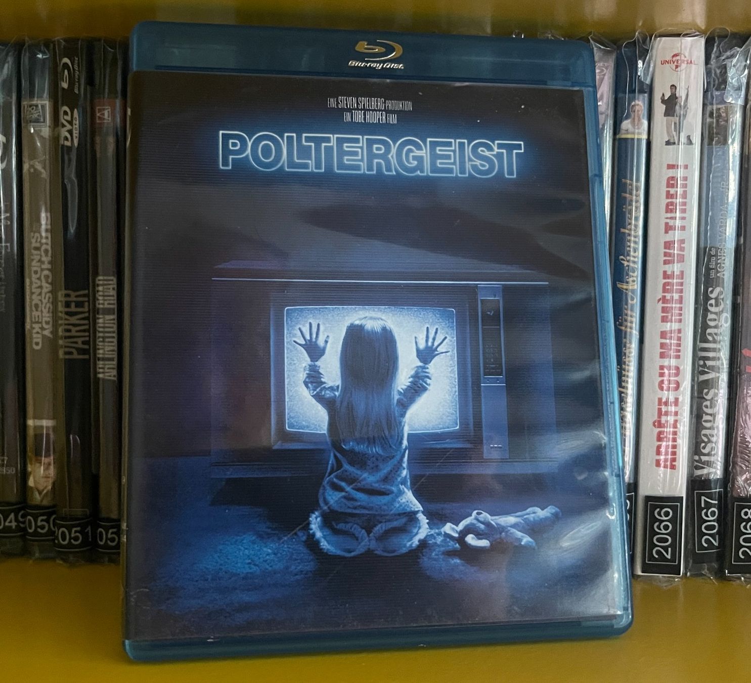 Tous les DVDs: Poltergeist (1982) - Blu-ray – D'occasion à Semsales par __Florian__ 1