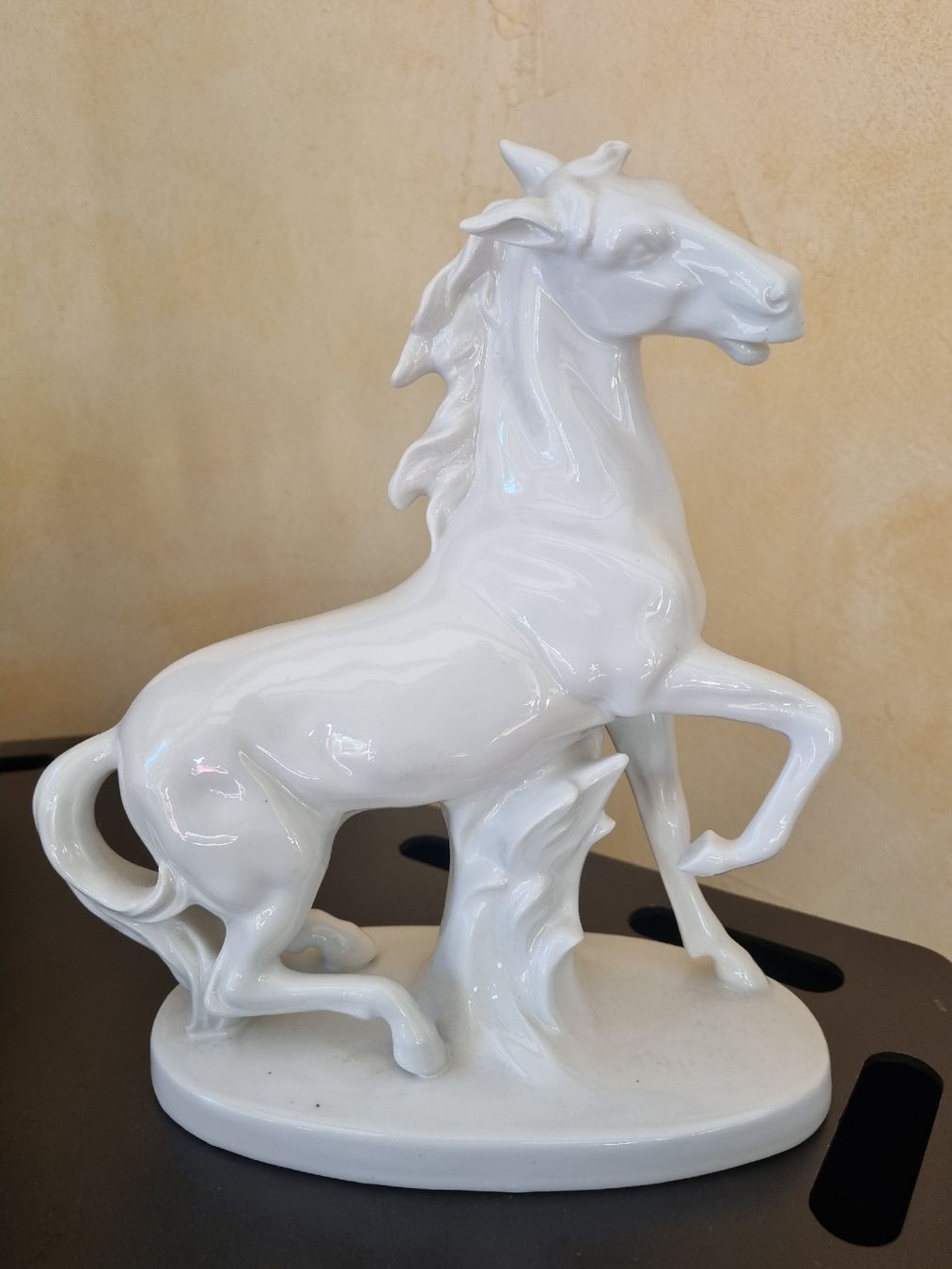 Statuette: Cheval en porcelaine de Gräfenthal – Usato da Savièse venduto da rox_wpp5
