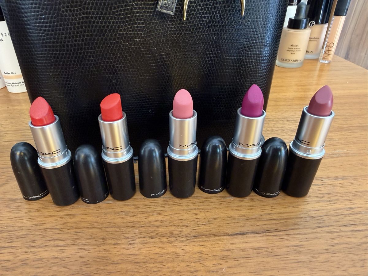 Mac Cosmetics Make-up: MAC Lippenstifte – Usato da Zürich venduto da pinish 8