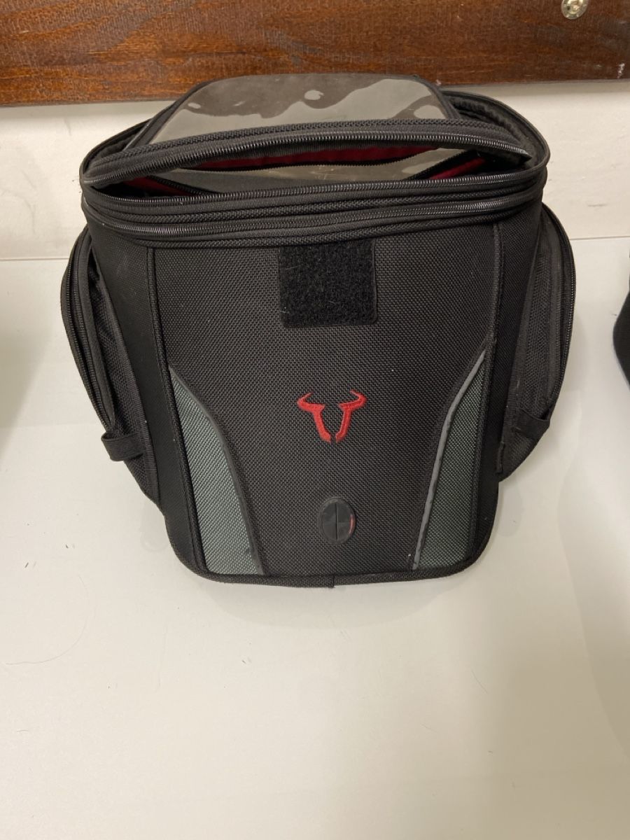 SW-Motech Borse: Tankrucksack SW-Motech  – Usato da Dietikon venduto da brocki-eyra 5