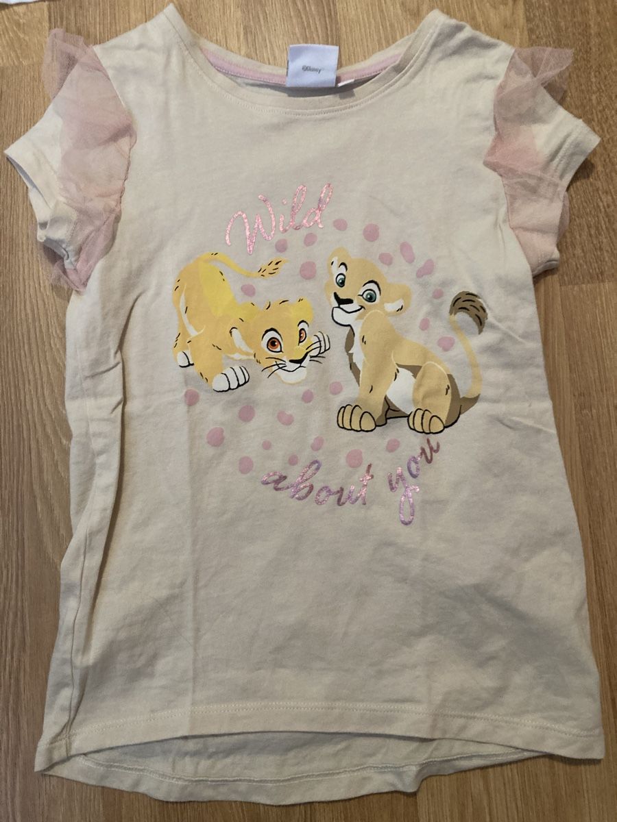 Camicette, T-shirt & Top: Lion King Mädchen Shirt Gr. 128 – Usato da Emmenbrücke venduto da JJ_89