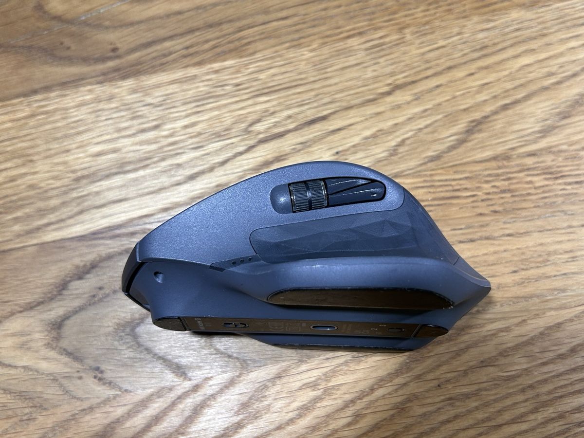 Logitech Souris: Logitech MX Master 2S - Bluetooth Maus  – D'occasion à Zürich par jasmin011 1