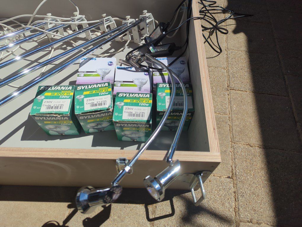 Lampen: Spotlights Set 5 + 2 Stk. mit Leuchtmittel Phillips/Sylvania – Gebraucht aus Gipf-Oberfrick von Tinafan 1