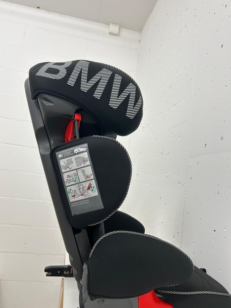 BMW Auto-Kindersitze: BMW Junior Seat – Gebraucht aus Lengnau AG von topolina007 1