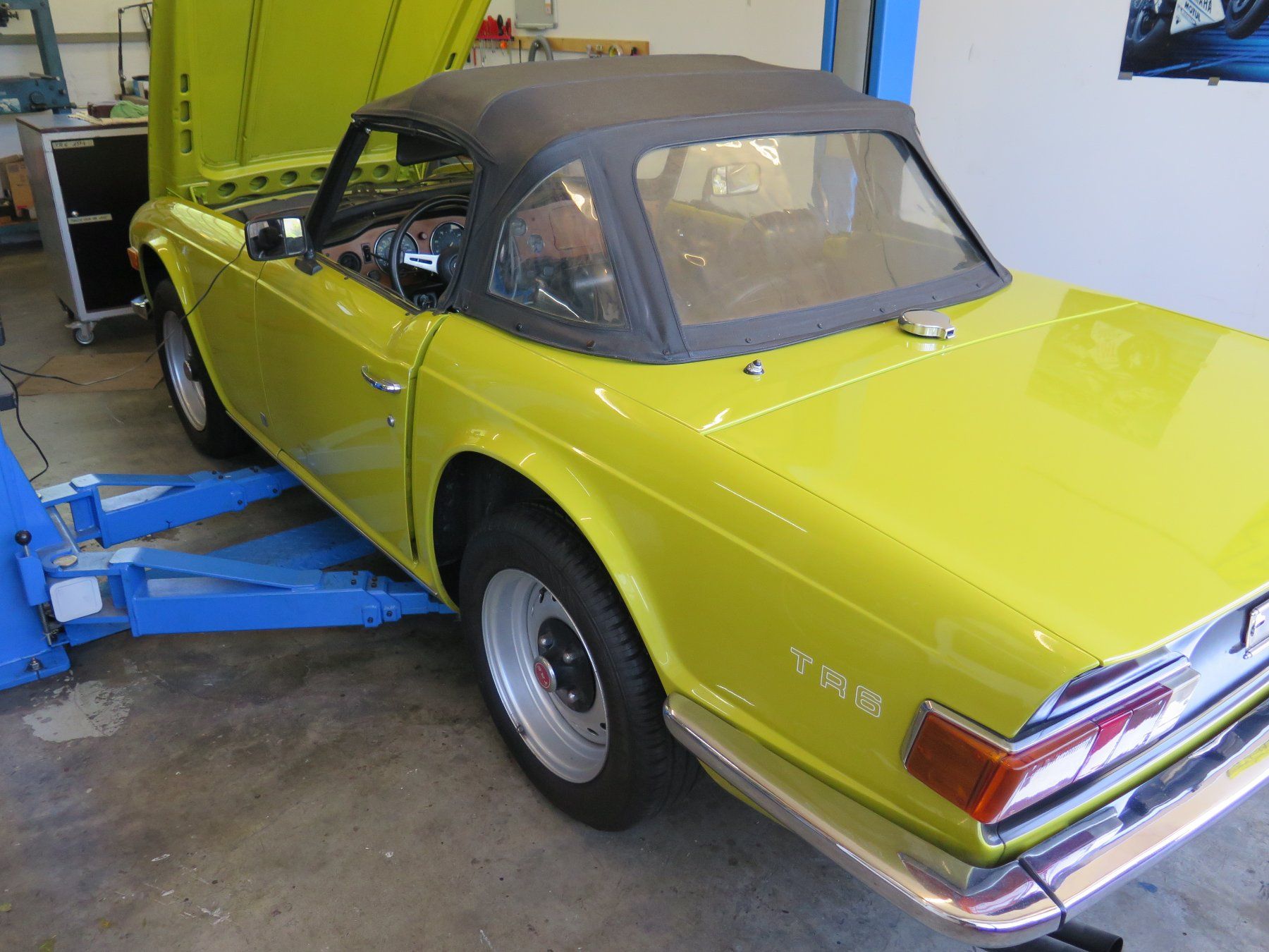 Triumph Automobili: Triumph TR6 – Usato da Meisterschwanden venduto da Curriculum 1