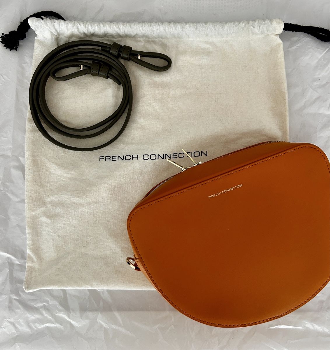 French Connection Taschen für Damen: French Connection Shoulder Bag – Gebraucht aus Basel von bob_85by