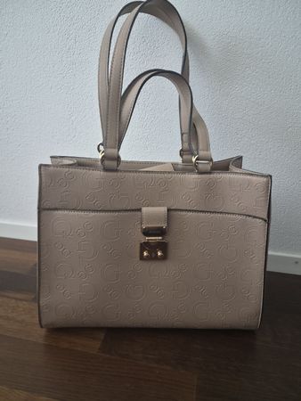Guess Tasche