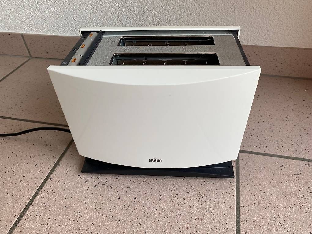 Braun Küchengeräte: Toaster von Braun – Gebraucht aus Elgg von vinyl03 1
