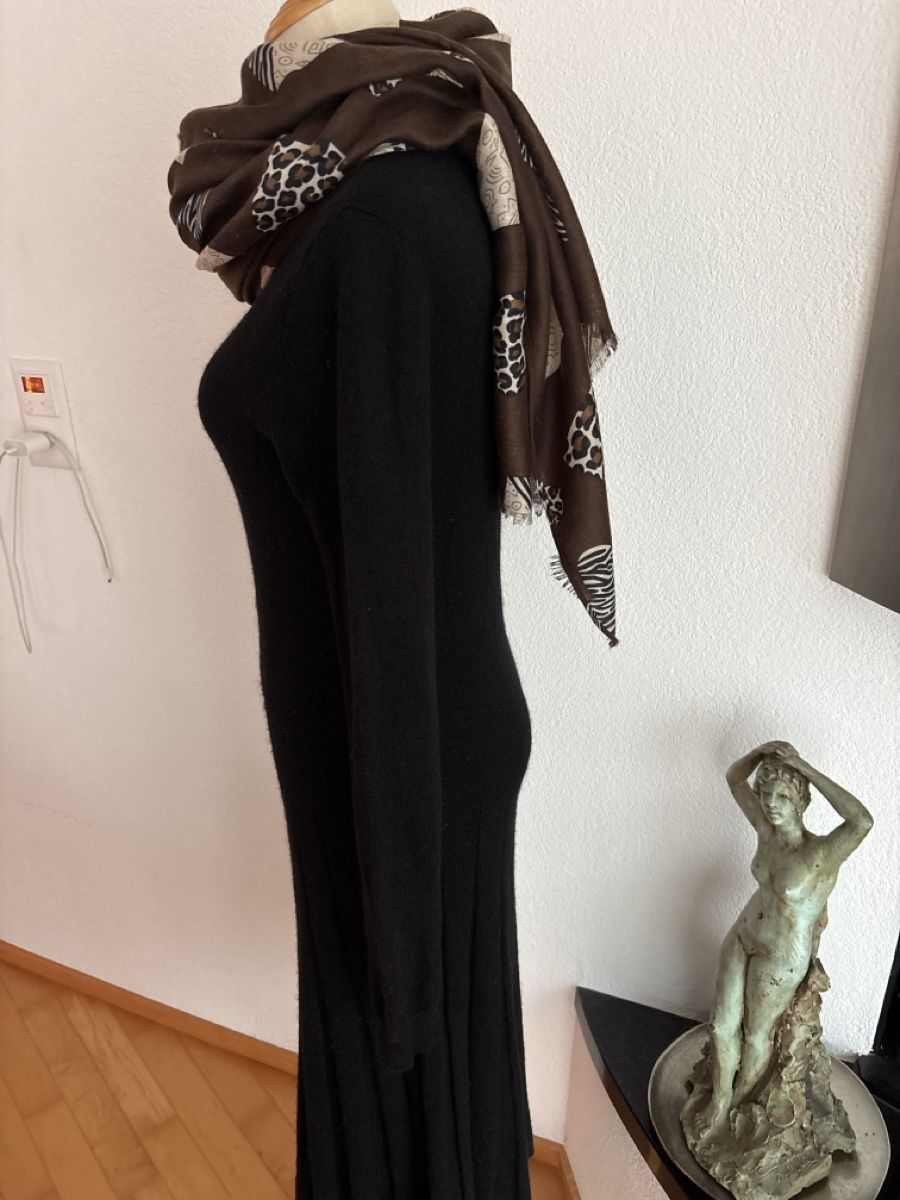 Kleider: Cashmere Collection Kleid Grösse M – Gebraucht aus Embrach von Dmoney 1