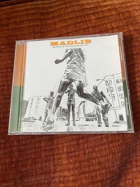 CD: Madlib - Blunted In The Bomb Shelter Mix – Usato da Zürich venduto da ivo_p5jx