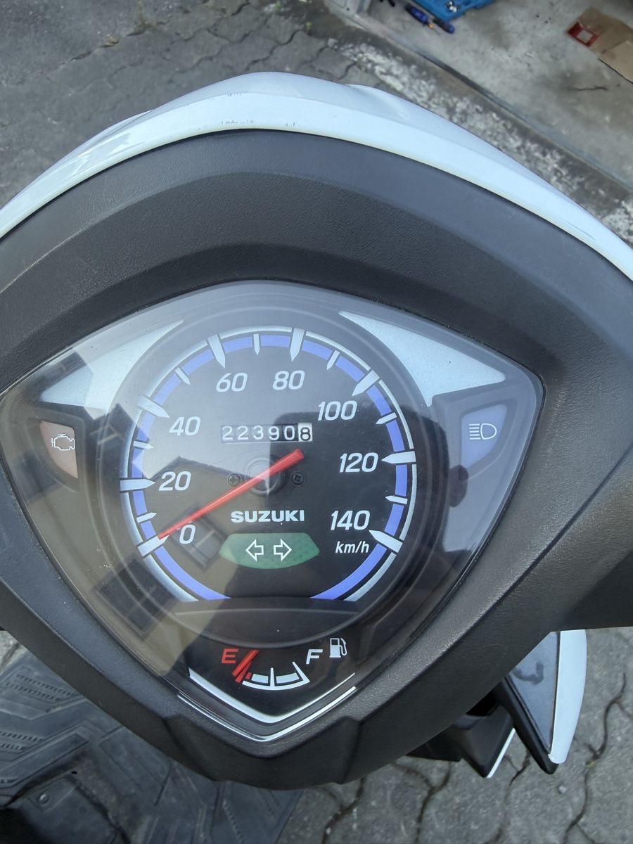 Suzuki Scooter: Suzuki Address uk 110 – Usato da Neukirch (Egnach) venduto da dav_j55c 2