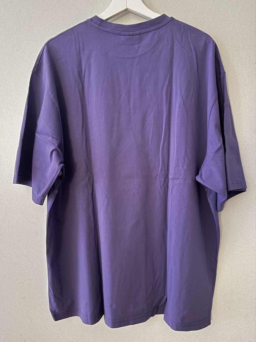 T-shirt: Ljubav T-Shirt Violett – Nuovo (secondo la descrizione) da Luzern venduto da Leaaa 2