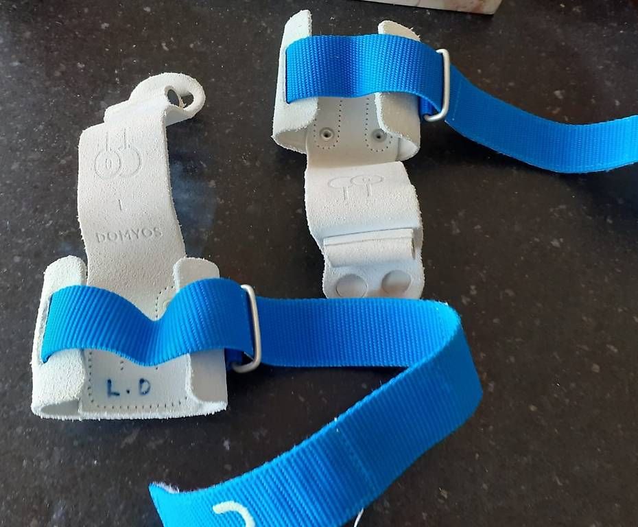 Decathlon Guanti: Turn Riemchen, Ringleder Grösse 0 – Usato da Solothurn venduto da Didi38 1