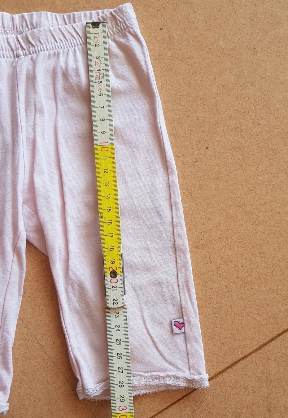 Calze & Collant: Leggins dreiviertel Mädchen Größe 92 – Usato da Thun venduto da lede 1