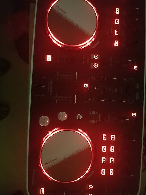 Console di mixaggio: Pioneer Ddj ergo – Usato da Bronschhofen venduto da doc.brow 3