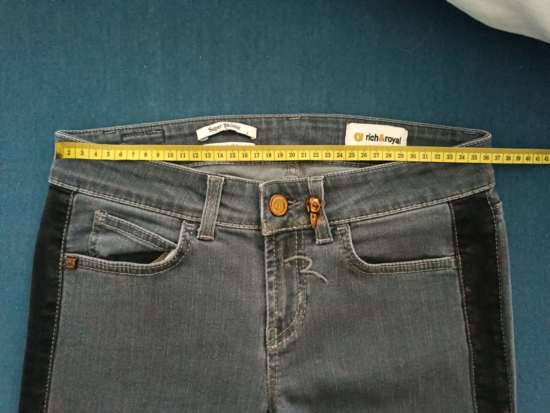 Rich & Royal Jeans: Designer Jeans Rich&Royal Gr 27/34 – Nuovo (secondo la descrizione) da Binz venduto da julijuli 3
