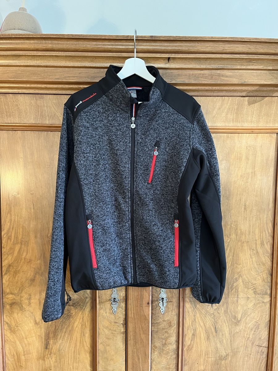 Vestes: Wanderjacke, grau/schwarz, Gr. M, Peak Mountain – D'occasion à St. Gallen par Gloom22 1