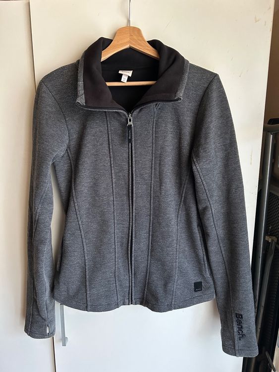 bench jacke mit schrägem reißverschluss