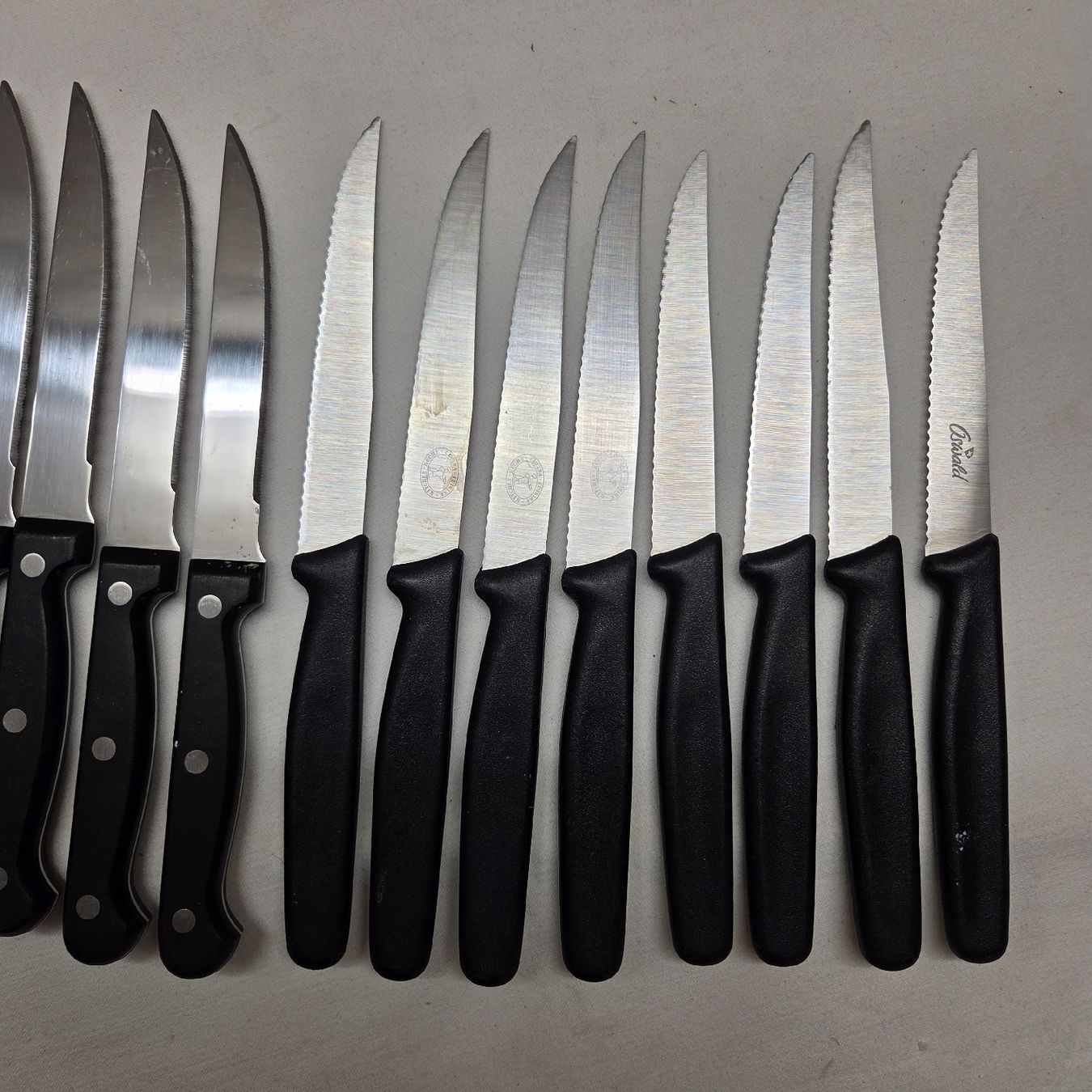 Messer: 12 Tolle scharfe Messer – Gebraucht aus Stans von Ducati16 1